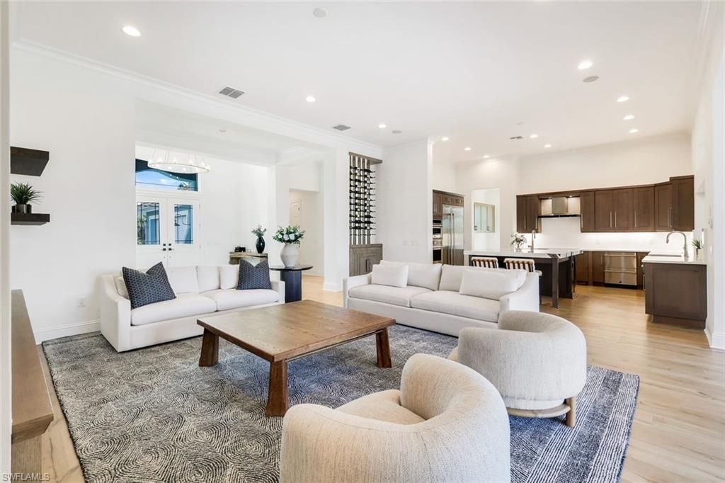 6273 Negril Isle Dr, Naples, FL 34113 Photo