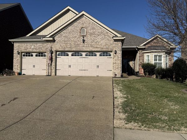 547 Cloverhill Ln, Lebanon, TN 37090