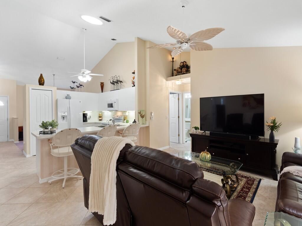 456 NW Casanova Circle, Port Saint Lucie, FL 34986 Photo