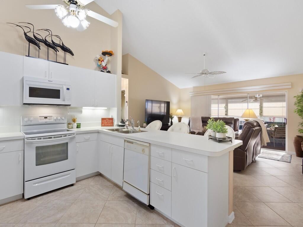 456 NW Casanova Circle, Port Saint Lucie, FL 34986 Photo