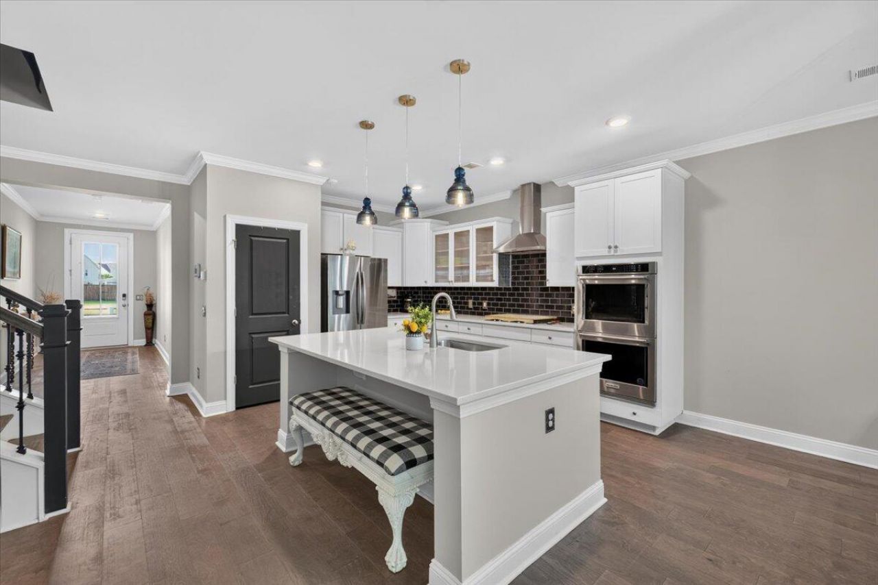 212 Shortmarsh Street Photo 10