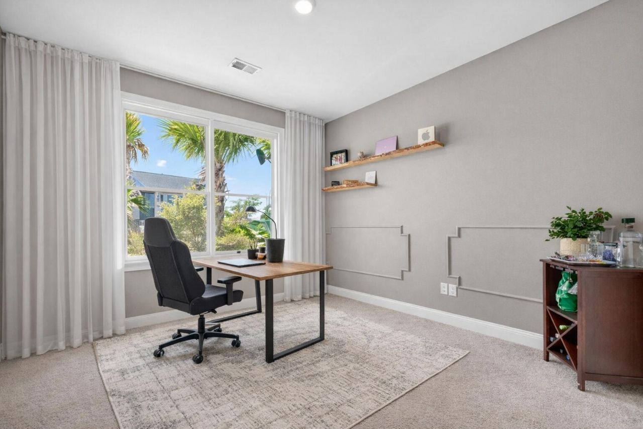 212 Shortmarsh Street Photo 19