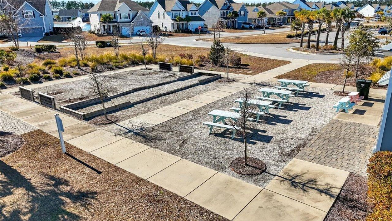 212 Shortmarsh Street Photo 34