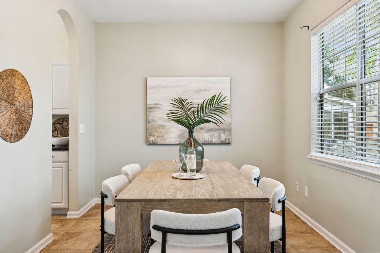 3261 Heathland Way Photo 15