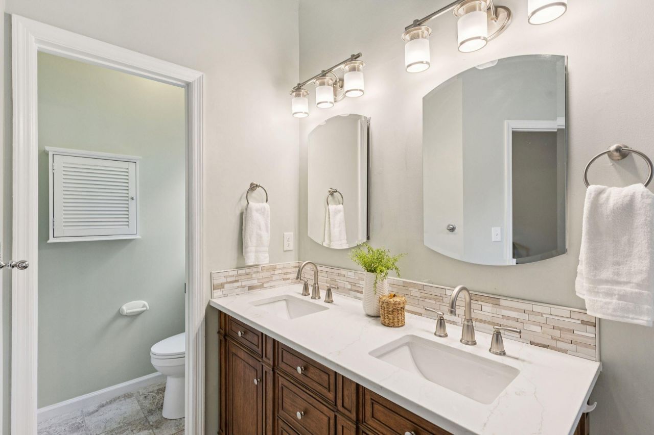 3261 Heathland Way Photo 18