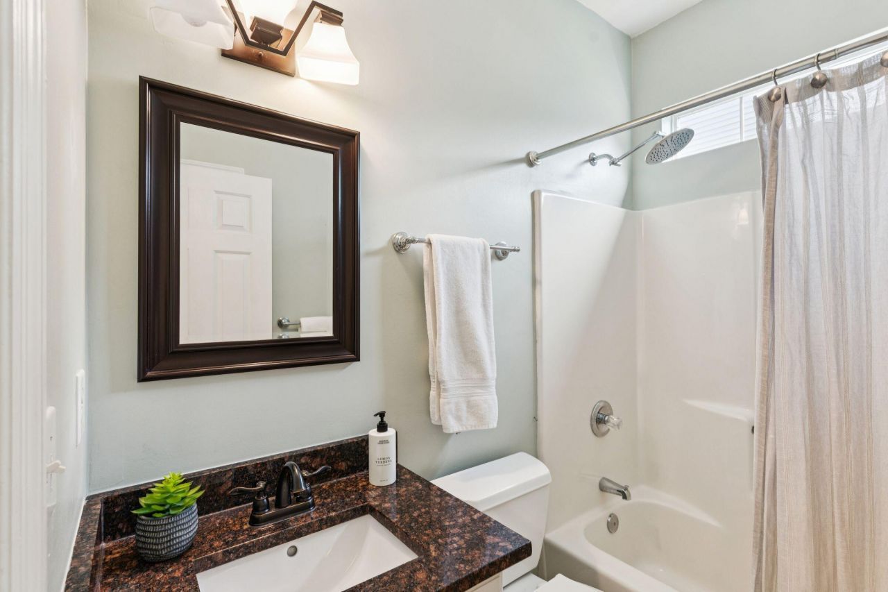 3261 Heathland Way Photo 25