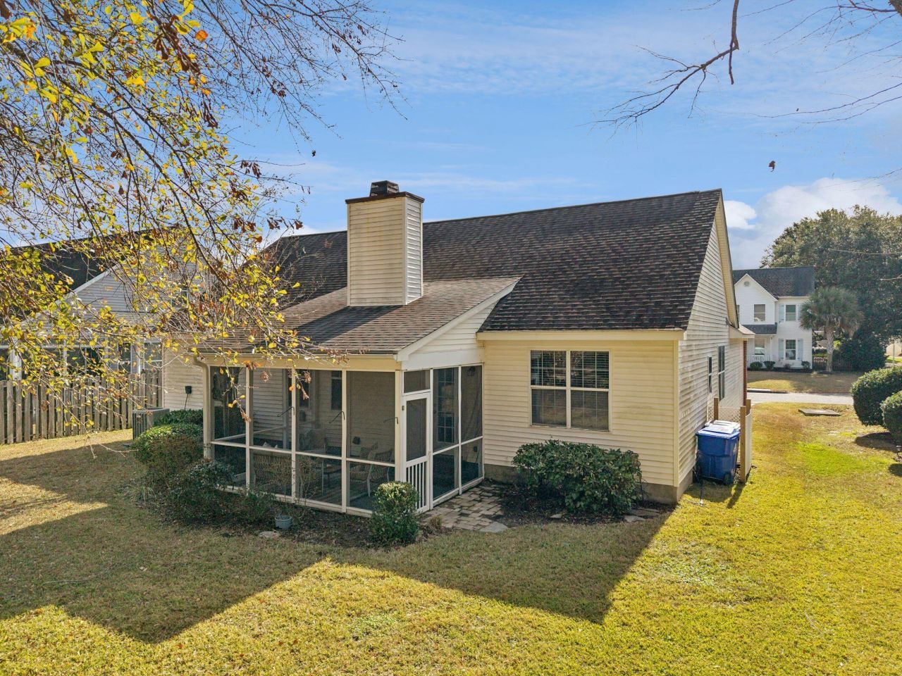 3261 Heathland Way Photo 26