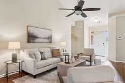 3261 Heathland Way photo 4