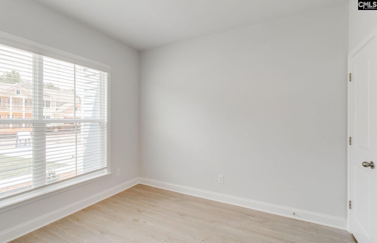 325 Mont Haven Place Photo 6