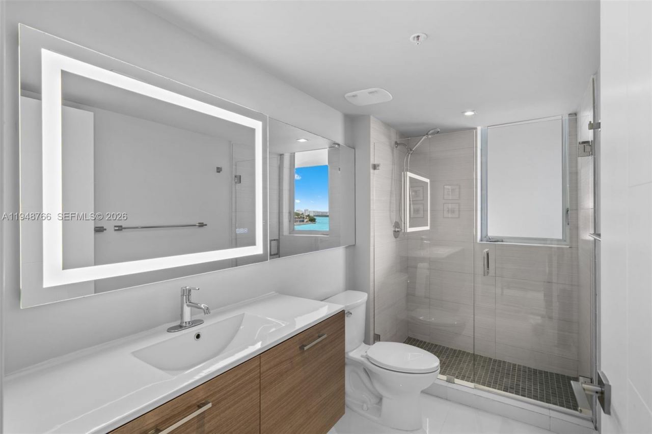 9901 E Bay Harbor Dr, Unit 601, Bay Harbor Islands, FL 33154 Photo