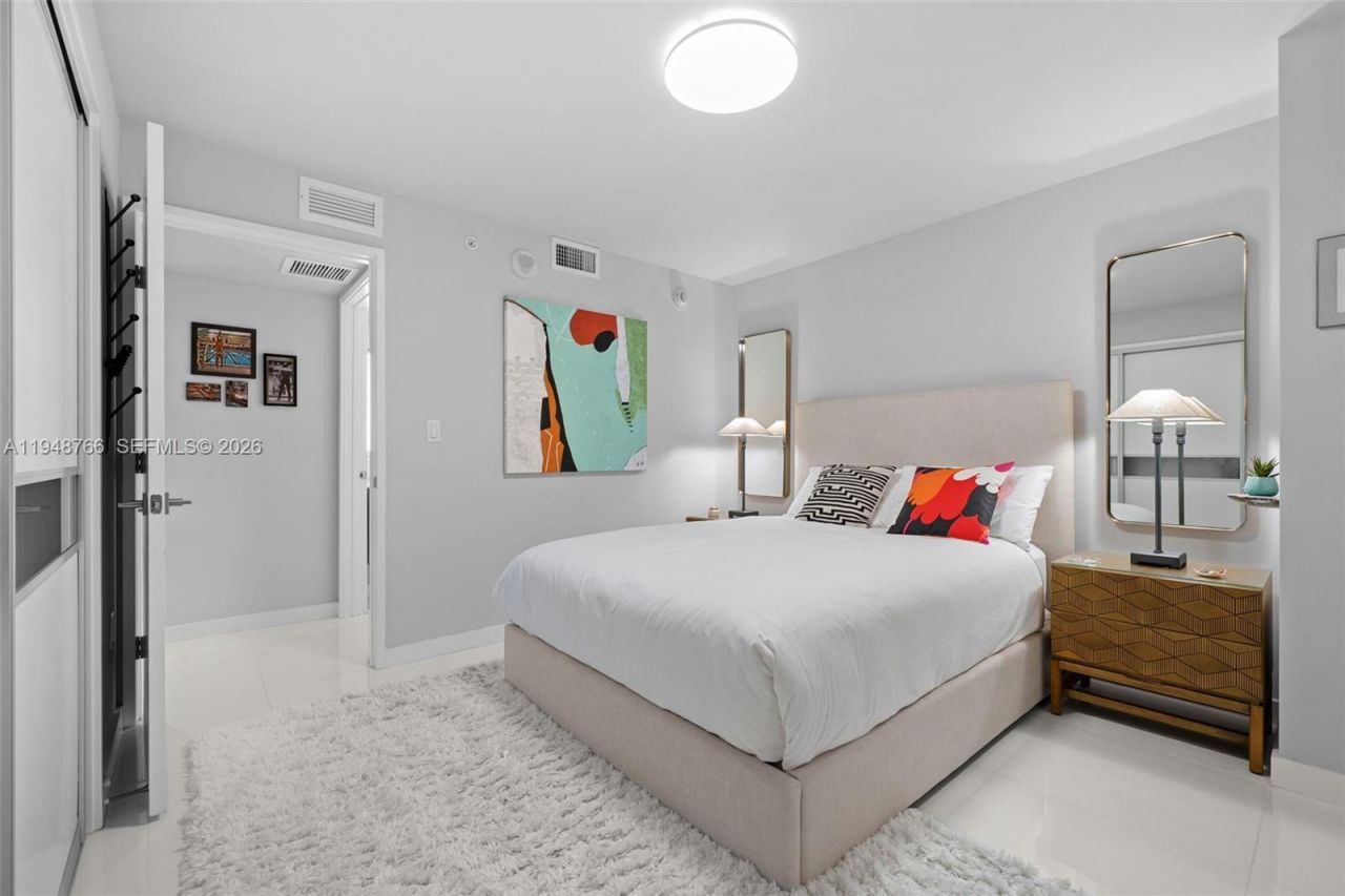 9901 E Bay Harbor Dr, Unit 601, Bay Harbor Islands, FL 33154 Photo