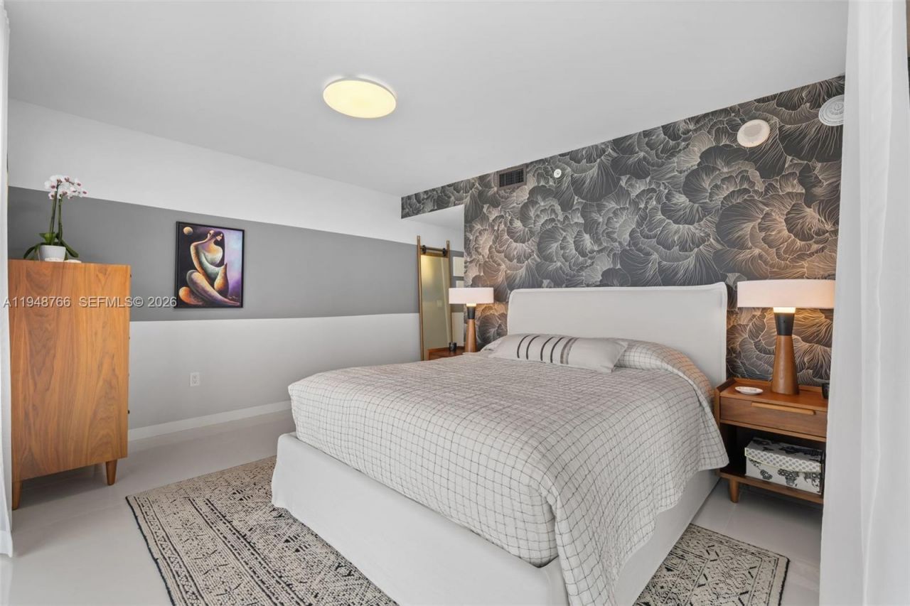 9901 E Bay Harbor Dr, Unit 601, Bay Harbor Islands, FL 33154 Photo