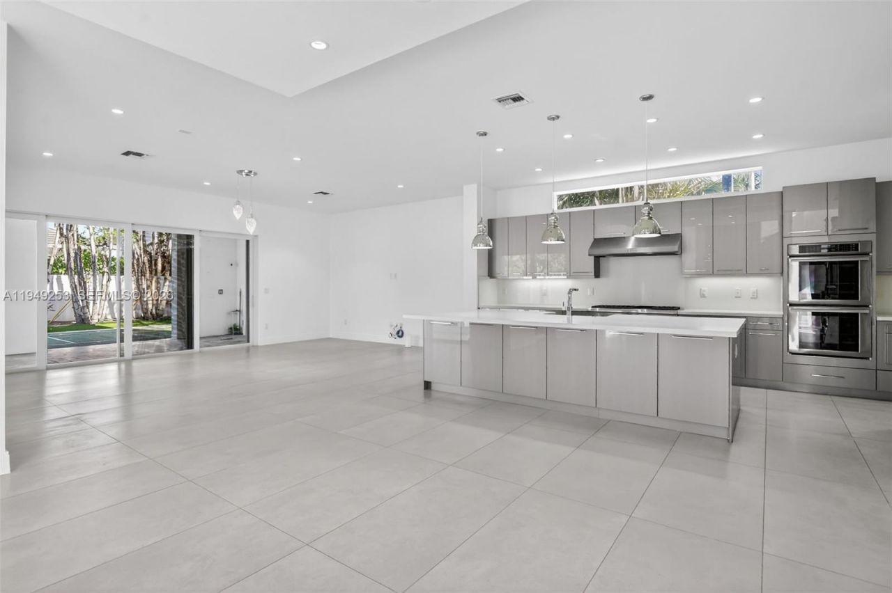 201 NE 6th St, Boca Raton, FL 33432 Photo