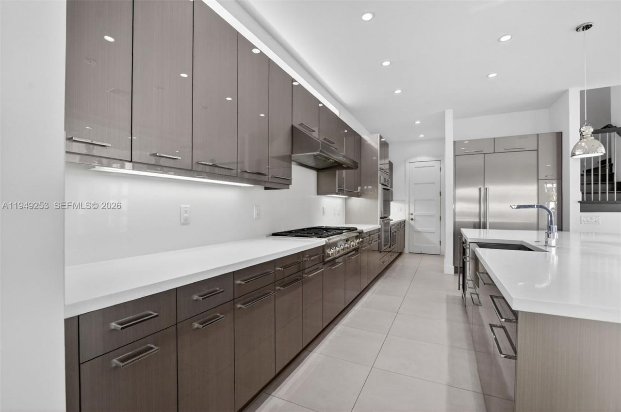 201 NE 6th St, Boca Raton, FL 33432 Photo