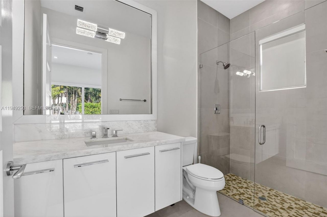 201 NE 6th St, Boca Raton, FL 33432 Photo