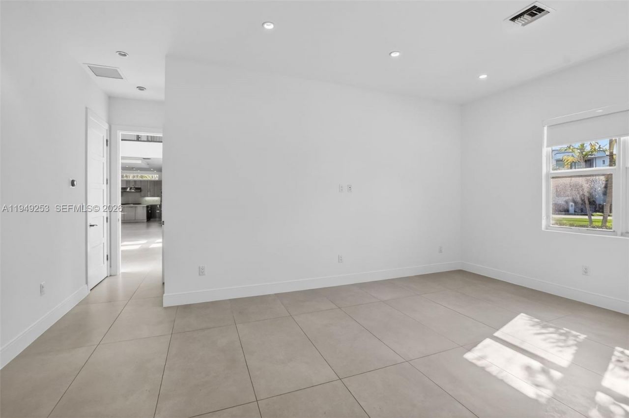 201 NE 6th St, Boca Raton, FL 33432 Photo