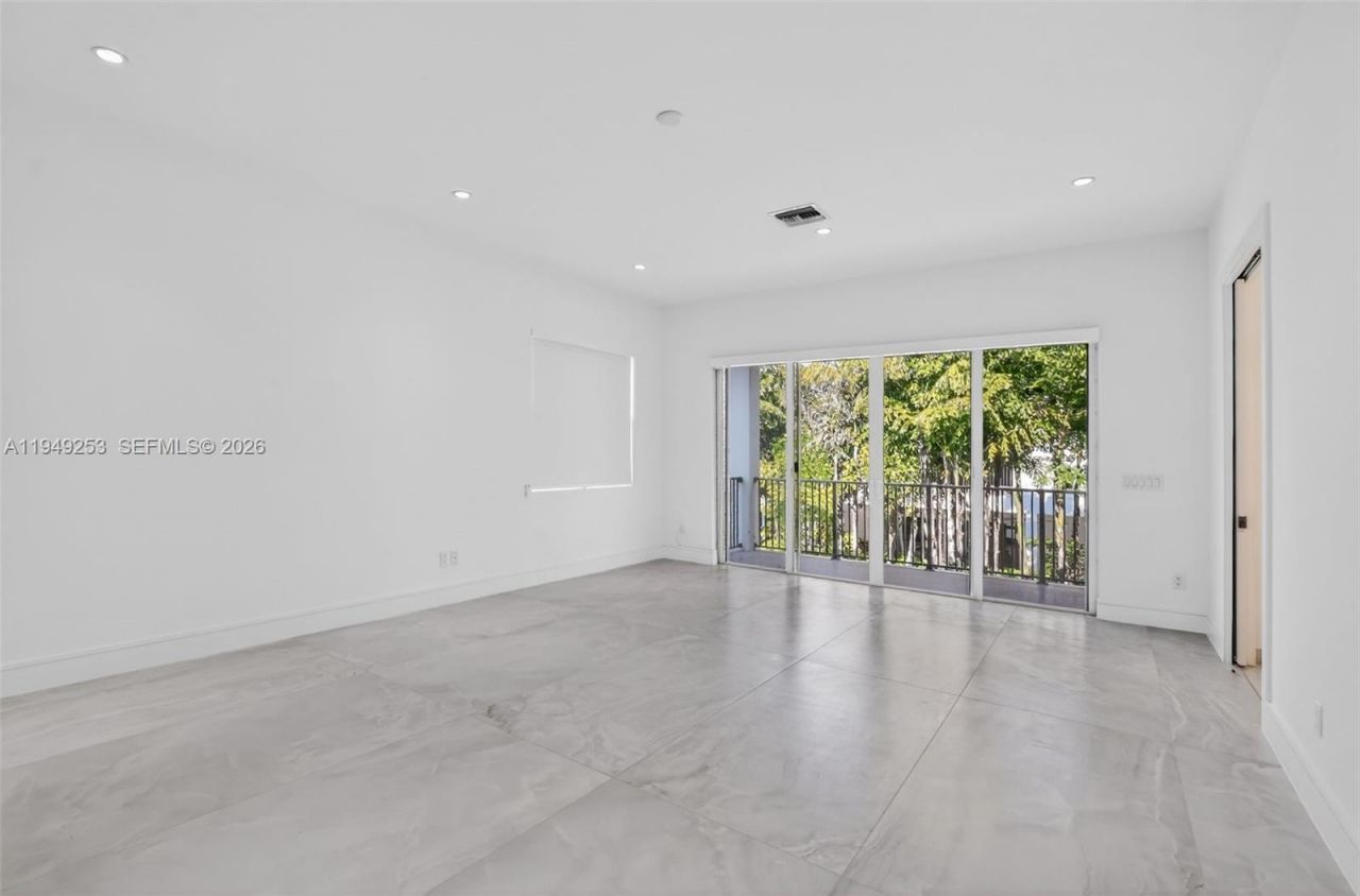 201 NE 6th St, Boca Raton, FL 33432 Photo