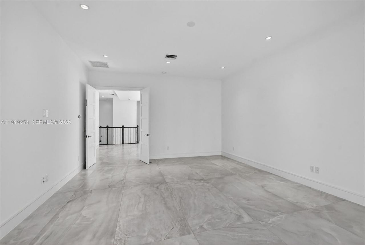 201 NE 6th St, Boca Raton, FL 33432 Photo