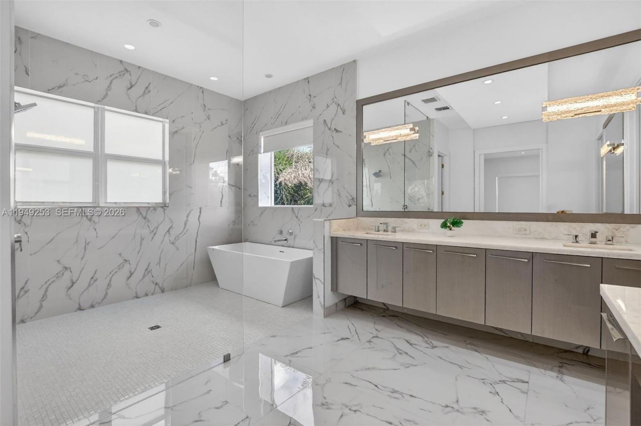 201 NE 6th St, Boca Raton, FL 33432 Photo