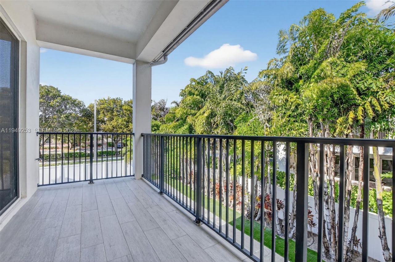 201 NE 6th St, Boca Raton, FL 33432 Photo