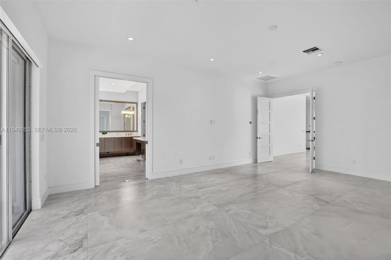 201 NE 6th St, Boca Raton, FL 33432 Photo