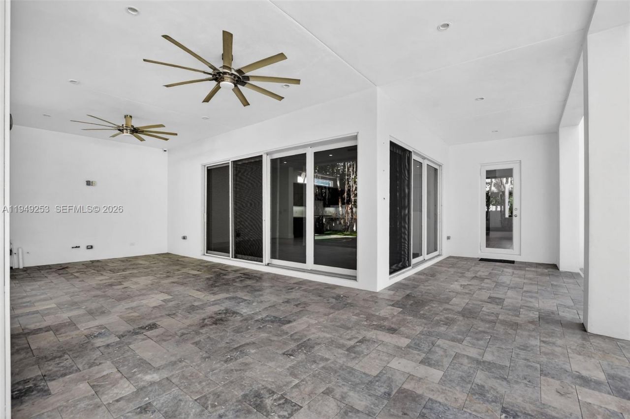 201 NE 6th St, Boca Raton, FL 33432 Photo