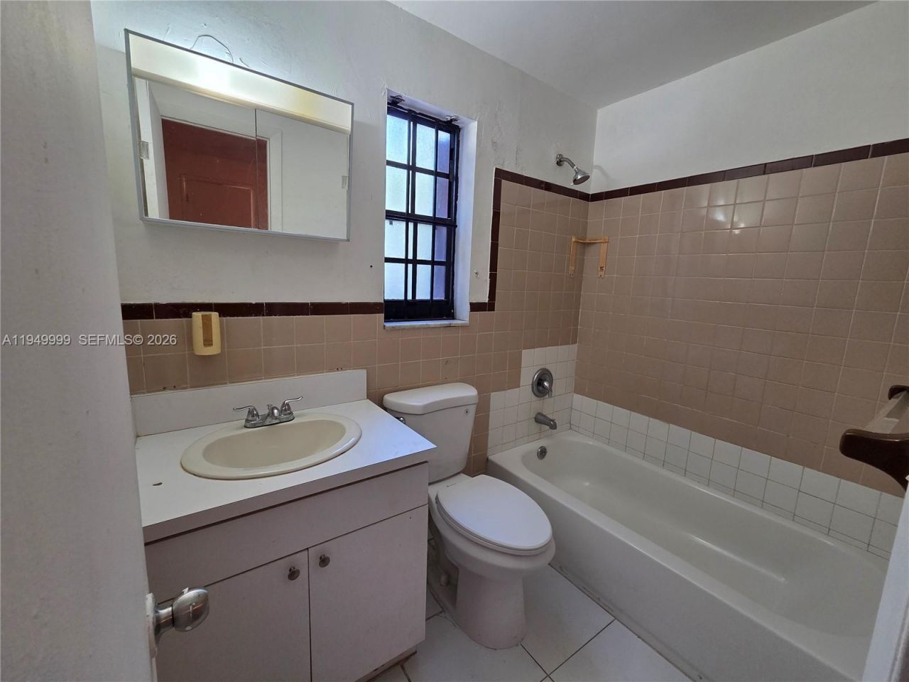 576 NW 147th St, Miami, FL 33168 Photo