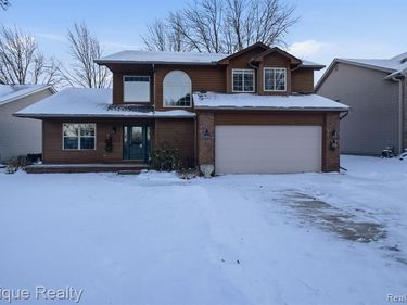 4085 Blue River Drive, St. Clair Twp, MI 48079