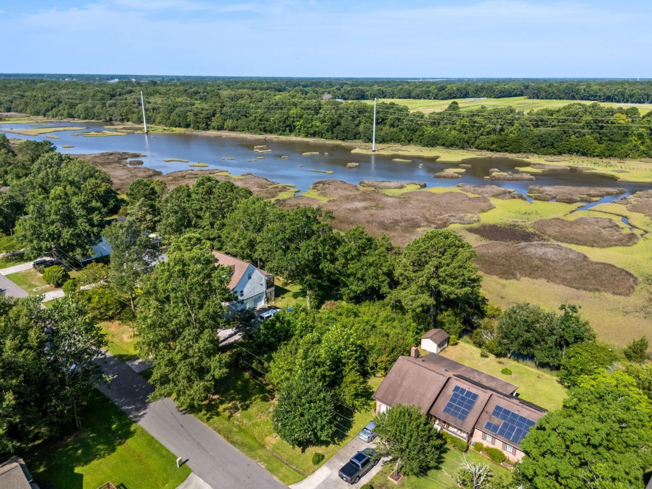 821 Longbranch Drive Photo 4