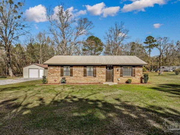 4010 Wyndham Rd, Century, FL 32535
