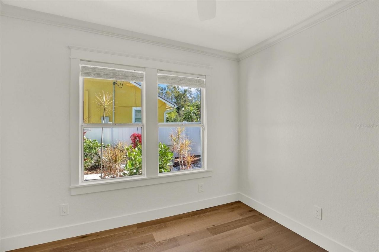 310 20th Avenue S, Saint Petersburg, FL 33705 Photo