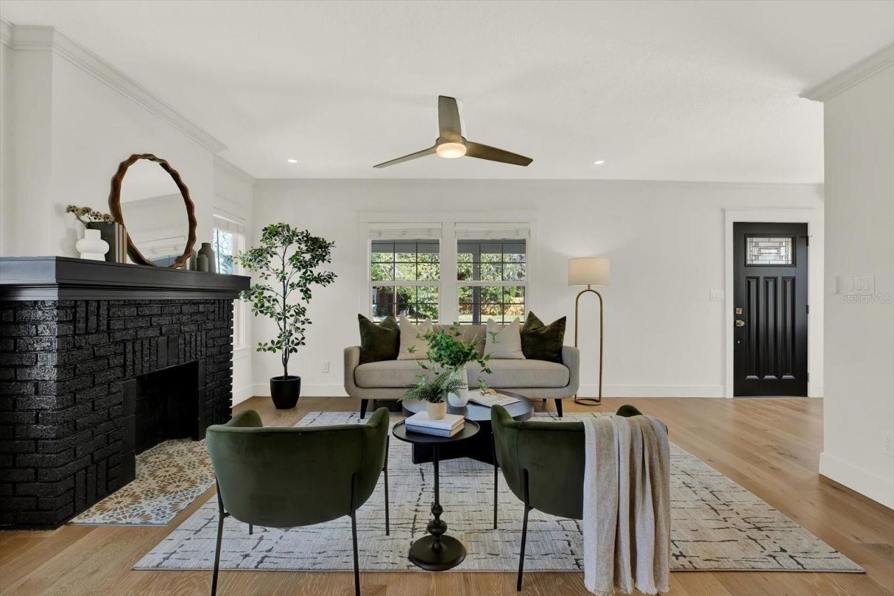 310 20th Avenue S, Saint Petersburg, FL 33705 Photo