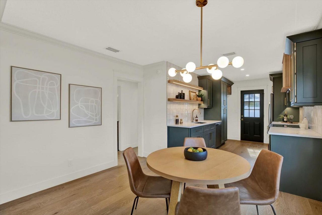 310 20th Avenue S, Saint Petersburg, FL 33705 Photo