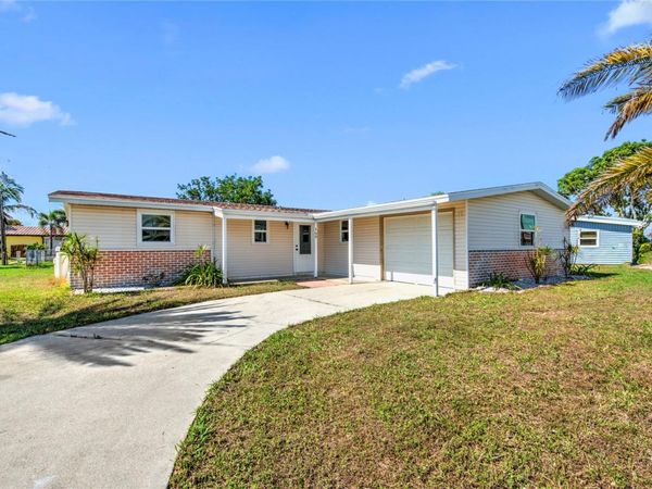 160 FRANCIS DRIVE NE, PORT CHARLOTTE, FL 33952