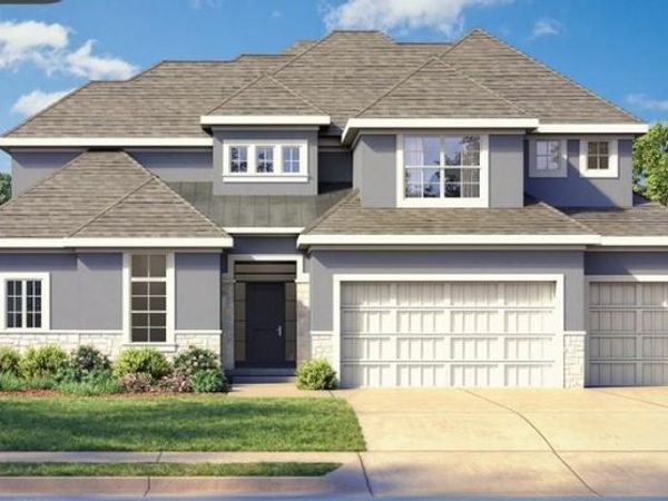 18501 Pawnee Lane, Overland Park, KS 66085