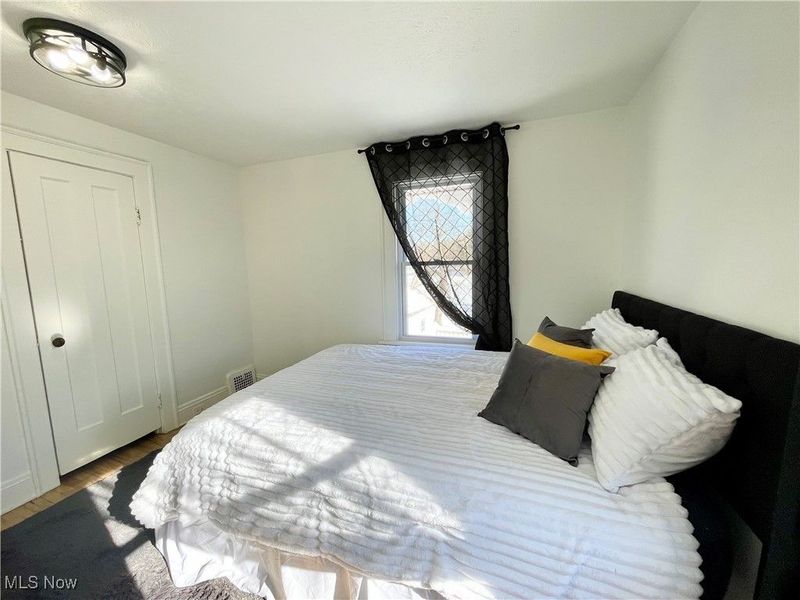 250 Center Road, Bedford, OH 44146 Photo 41