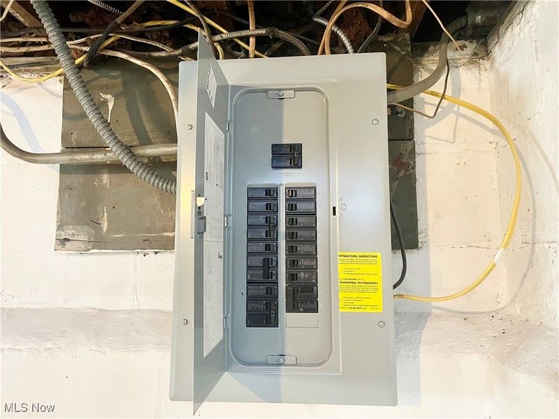 250 Center Road, Bedford, OH 44146 Photo 48