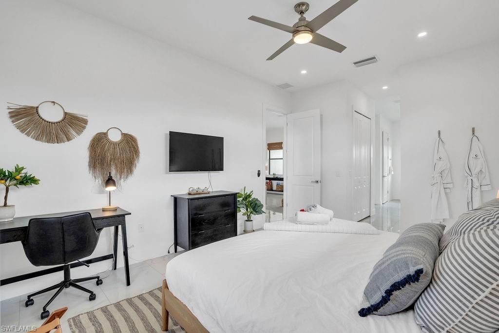 3034 NW Juanita Pl, Cape Coral, FL 33993 Photo