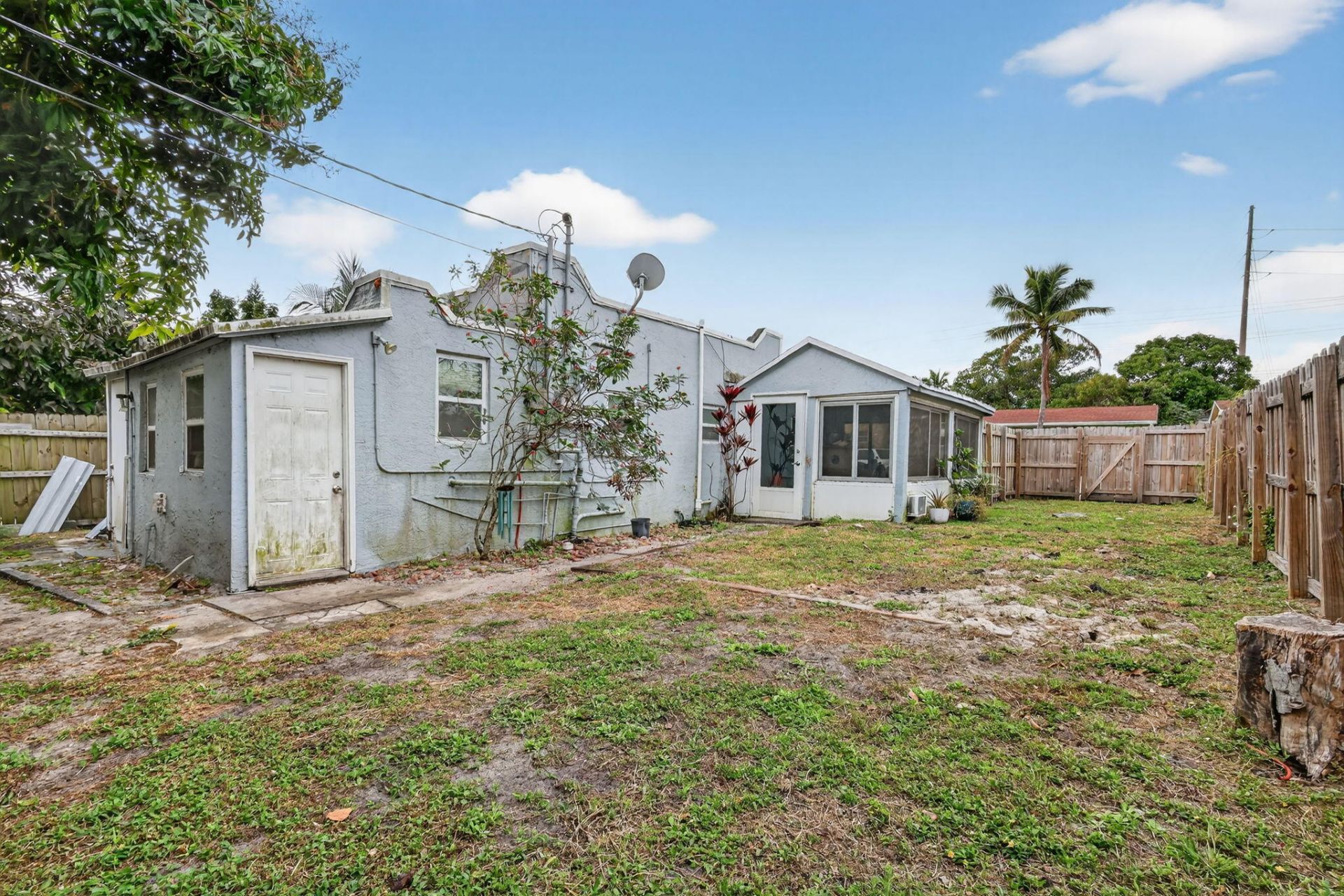 618 S Pine Street, Lake Worth Beach, FL 33460 Photo