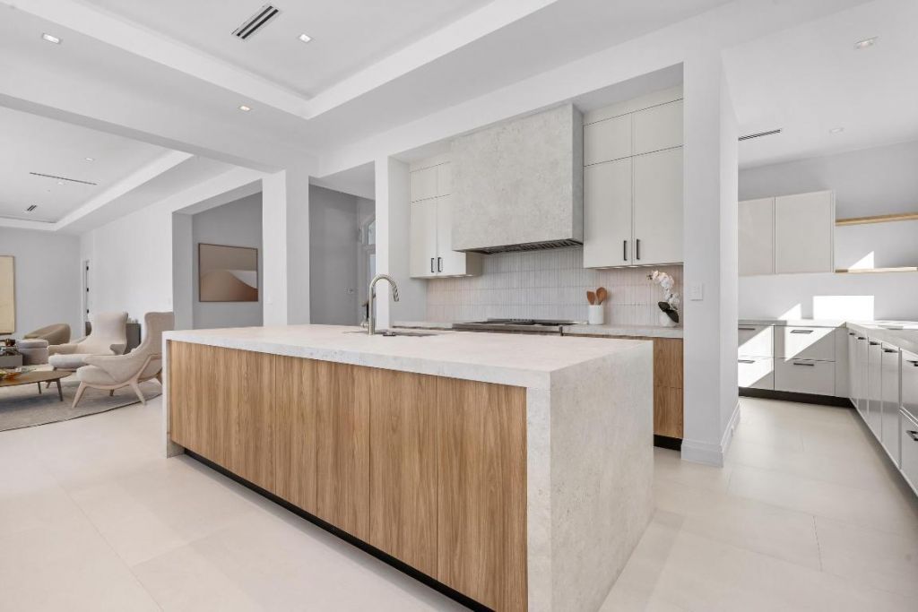 810 NE 70th Street, Boca Raton, FL 33487 Photo