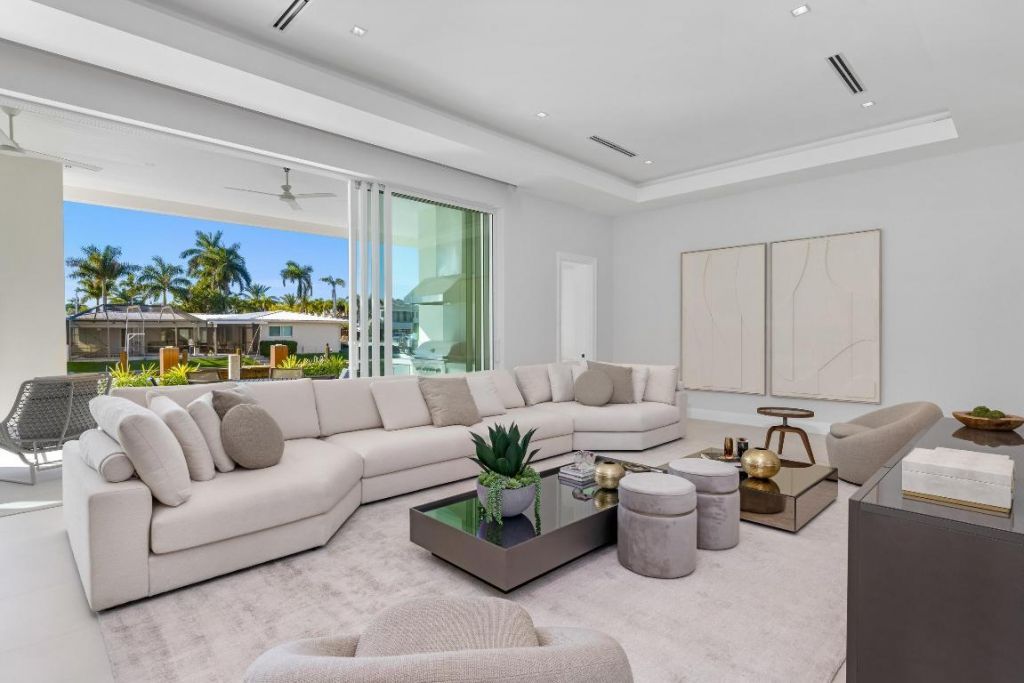 810 NE 70th Street, Boca Raton, FL 33487 Photo