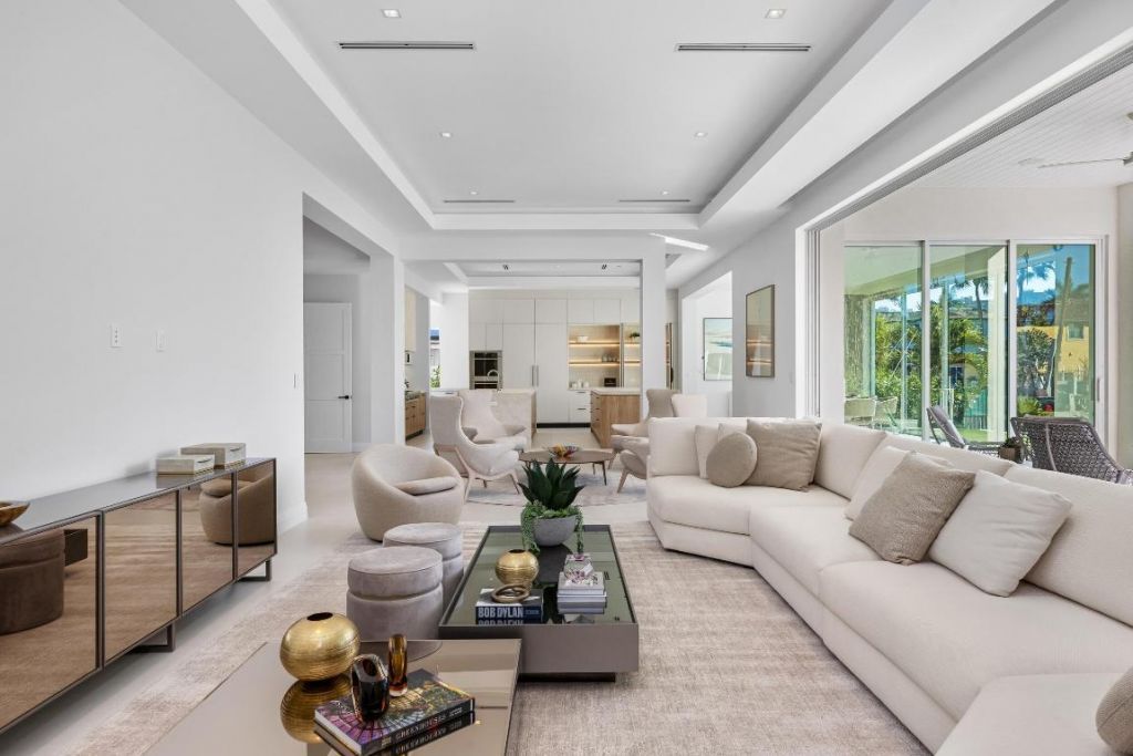 810 NE 70th Street, Boca Raton, FL 33487 Photo