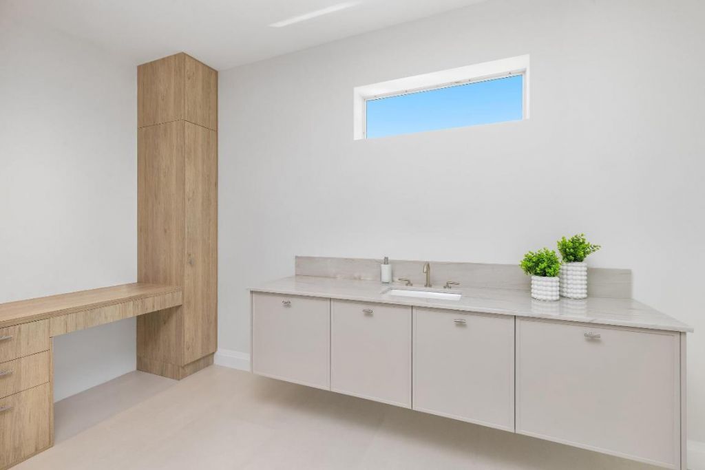 810 NE 70th Street, Boca Raton, FL 33487 Photo