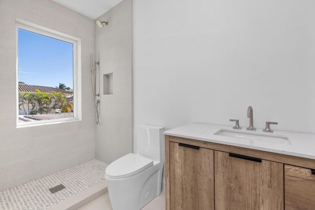 810 NE 70th Street, Boca Raton, FL 33487 Photo