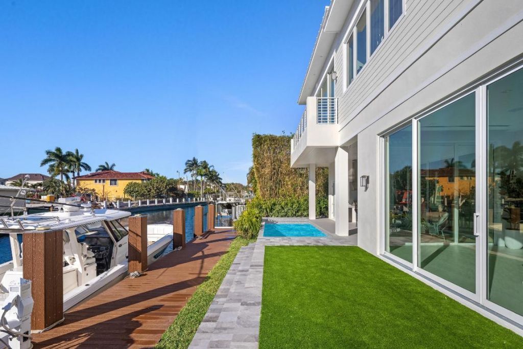 810 NE 70th Street, Boca Raton, FL 33487 Photo