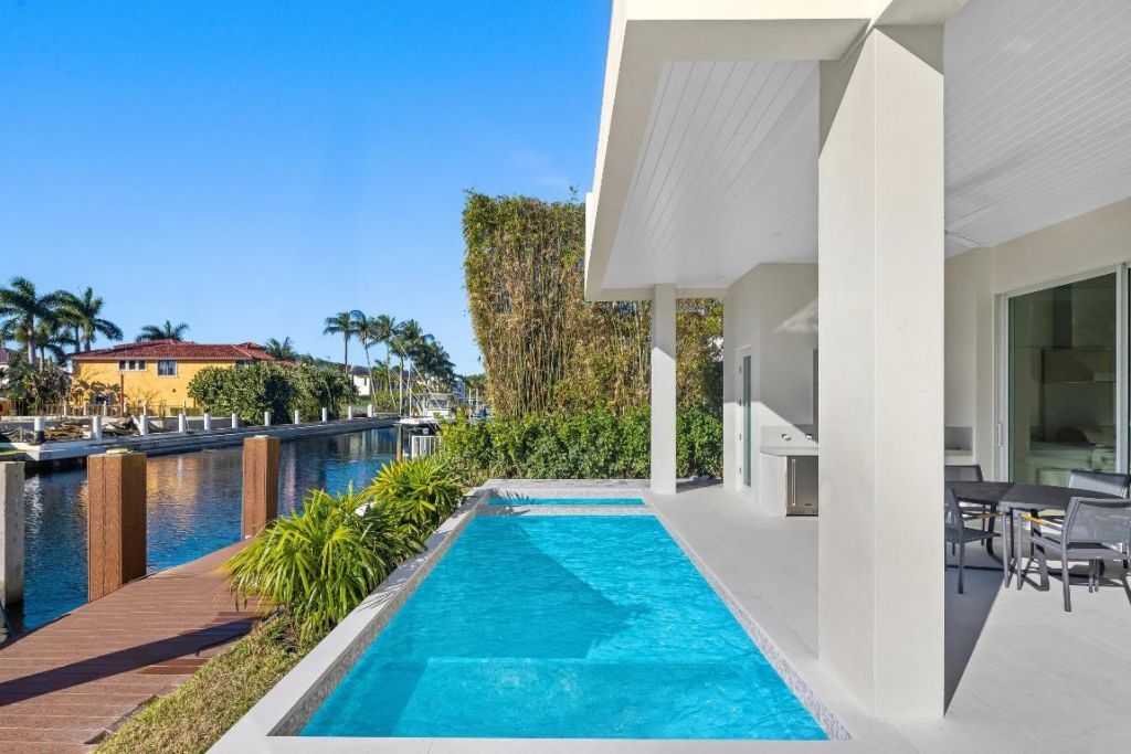 810 NE 70th Street, Boca Raton, FL 33487 Photo