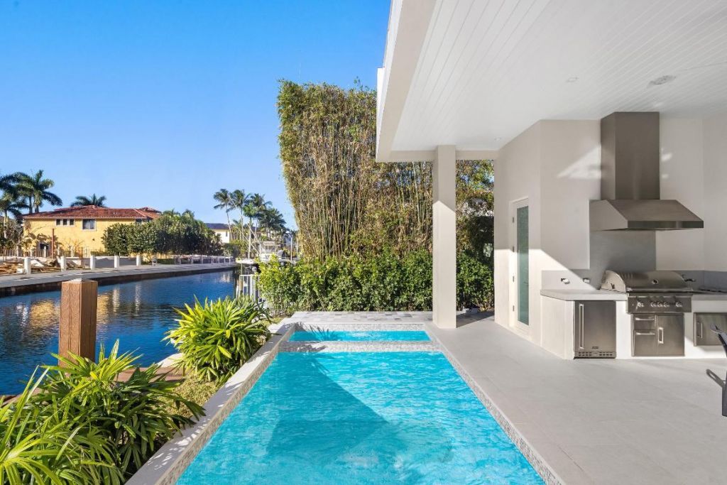 810 NE 70th Street, Boca Raton, FL 33487 Photo