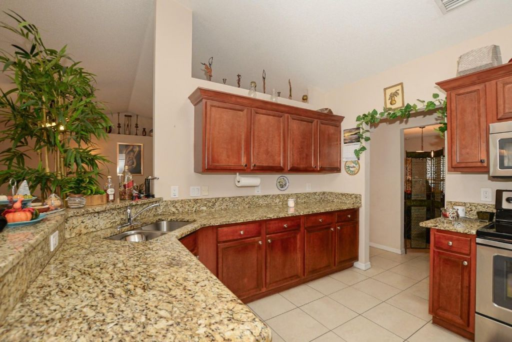 117 NE Jettie Ter, Port Saint Lucie, FL 34983 Photo