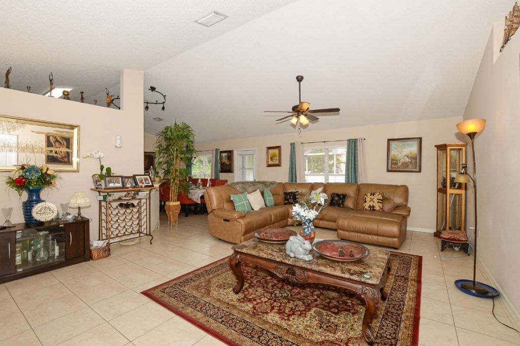 117 NE Jettie Ter, Port Saint Lucie, FL 34983 Photo