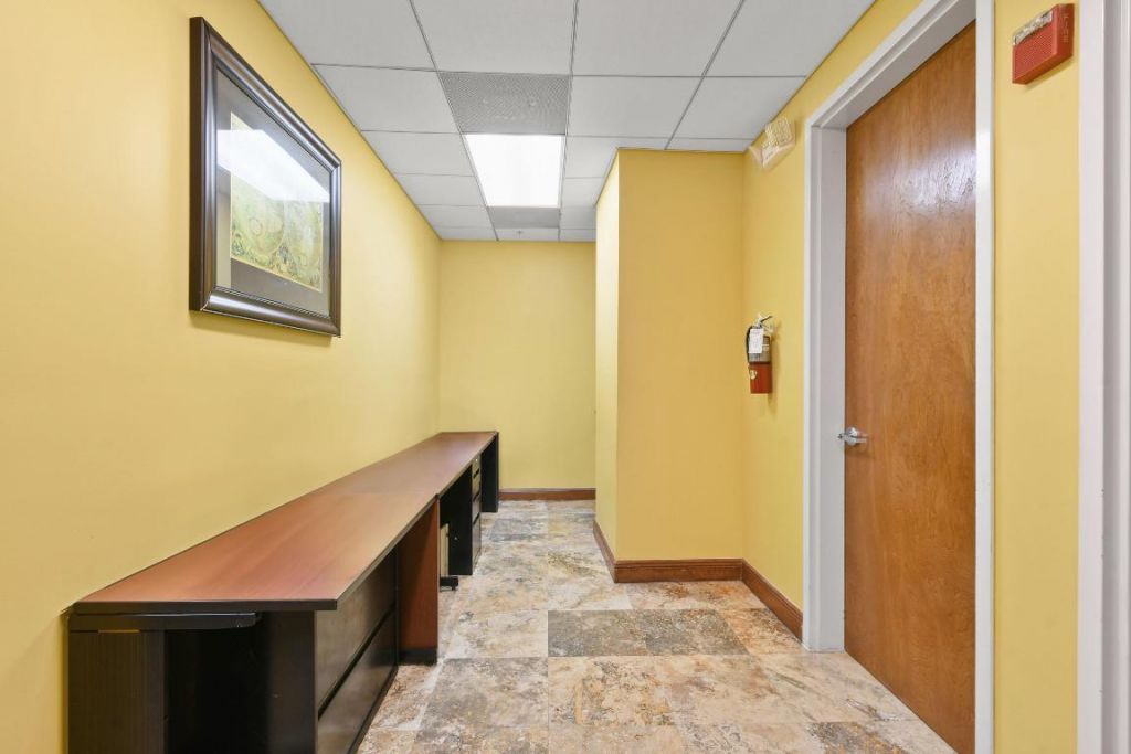 1880 N Congress Avenue, Unit 315, Boynton Beach, FL 33426 Photo